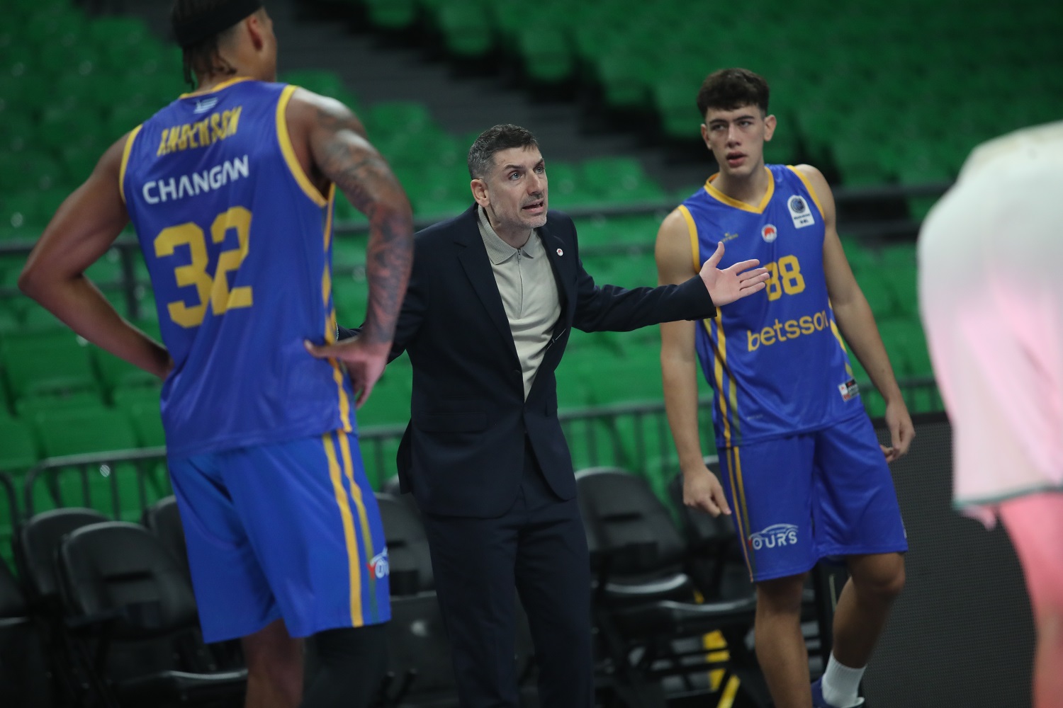 ÐÁÍÁÈÇÍÁÉÊÏÓ - ÐÅÑÉÓÔÅÑÉ BASKET LEAGUE 2026 -2027